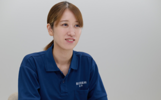 製造管理部_細井麻央さん